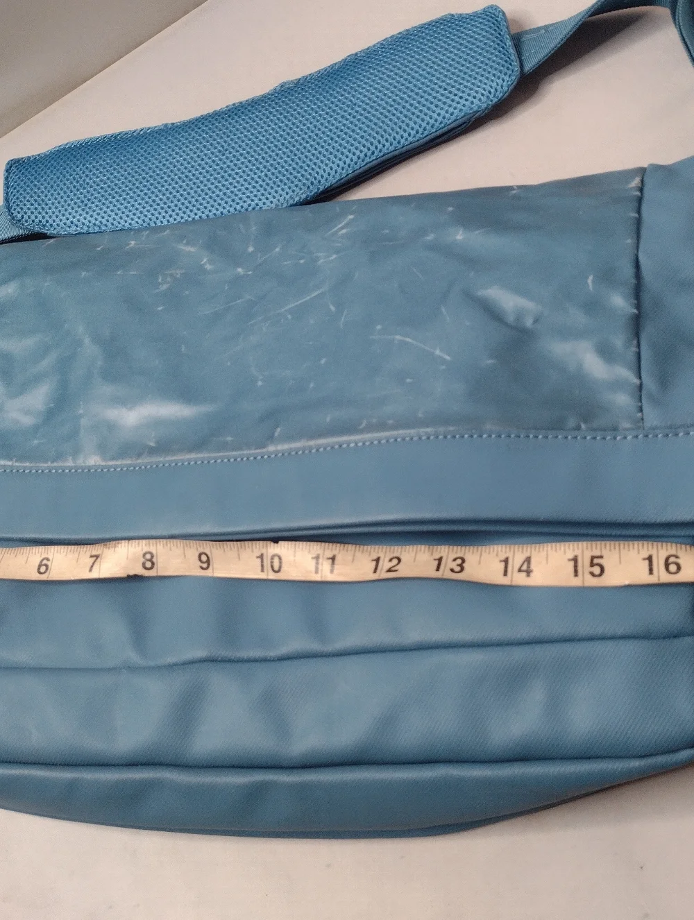 Piquadro Blue Multi Pocket Commuter Messenger City Bag Laptop Z